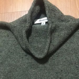 Madewell olive green sweater